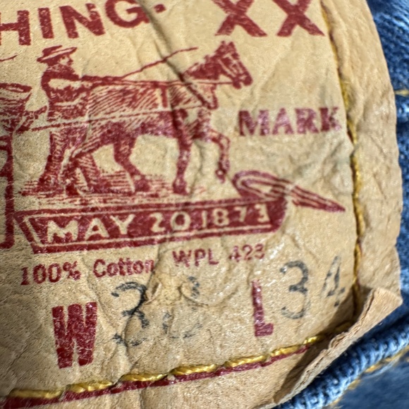 Levi's Jeams Mens Size 38 L34 501 Red Tab Button Fly 5 Pocket Straight Leg - Picture 3 of 10